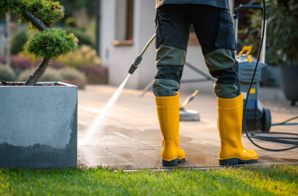 Fence Pressure Washing in Abilene, KS